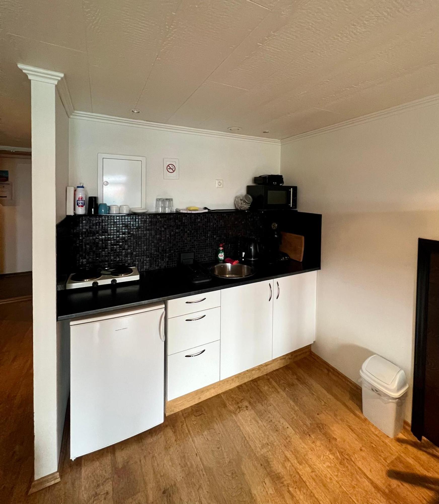Fisherinn Guesthouse Stokkseyri Екстер'єр фото