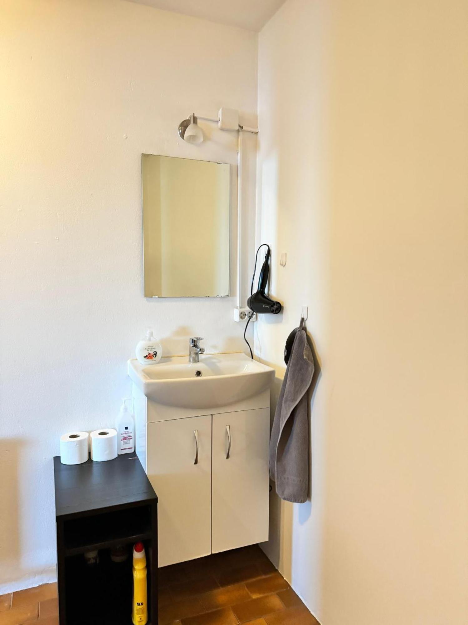Fisherinn Guesthouse Stokkseyri Екстер'єр фото