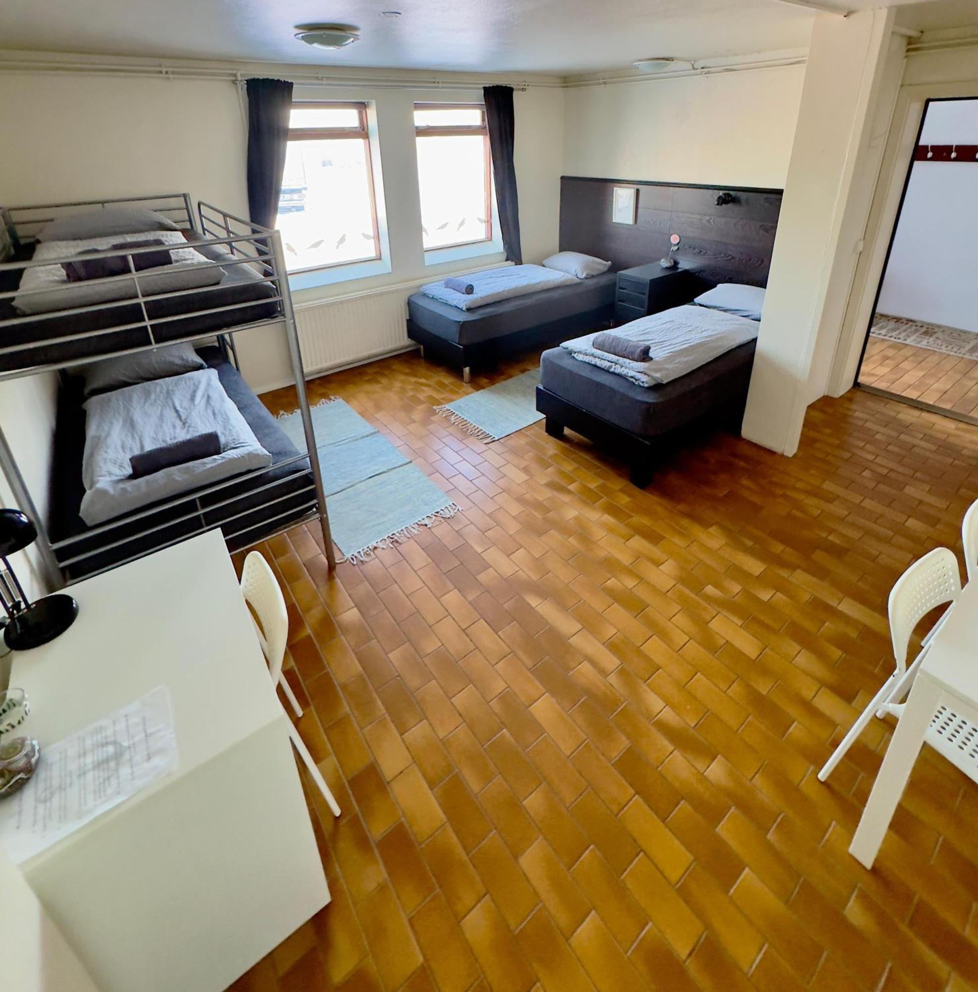 Fisherinn Guesthouse Stokkseyri Екстер'єр фото